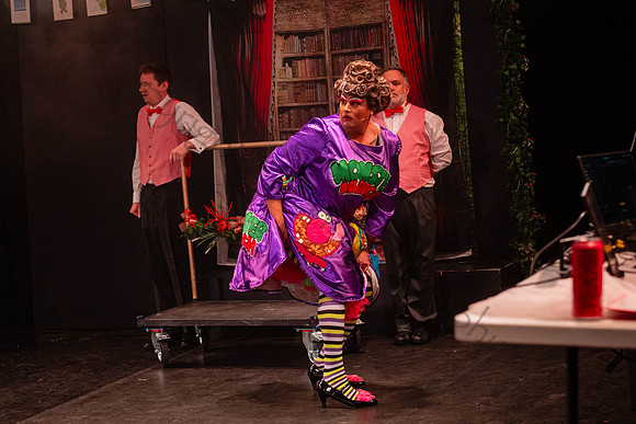 Cinders048