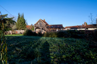 Falcon Barn11
