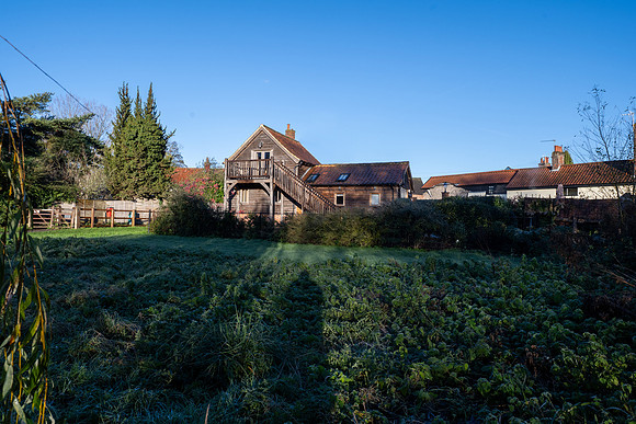 Falcon Barn11