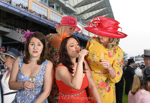 ladies Day 35