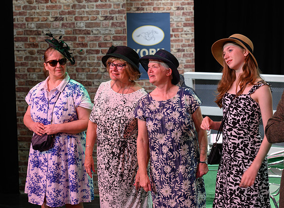 Ladies Day085