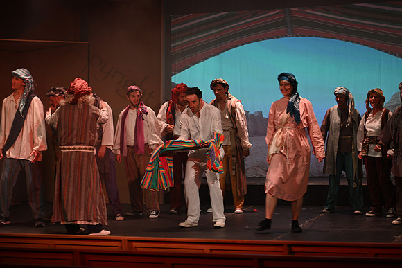 Joseph041