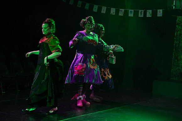 Cinders068