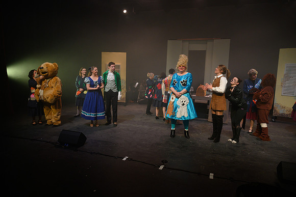 Dick Whittington100